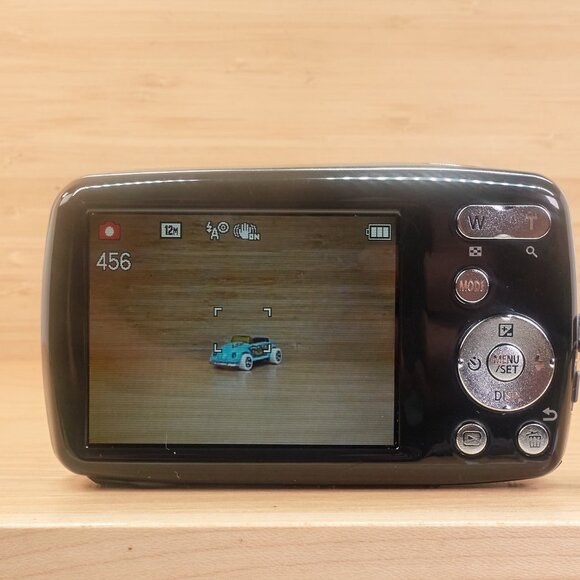 Panasonic Lumix DMC-S1 / 12.1MP Compact Digital Camera / Black - Picture 5 of 7